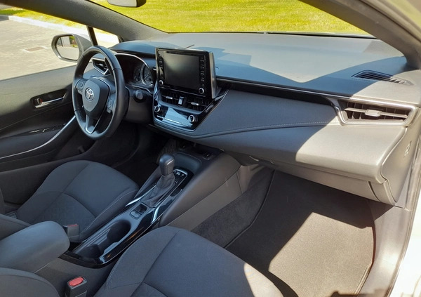 Toyota Corolla cena 61800 przebieg: 346000, rok produkcji 2019 z Oświęcim małe 191